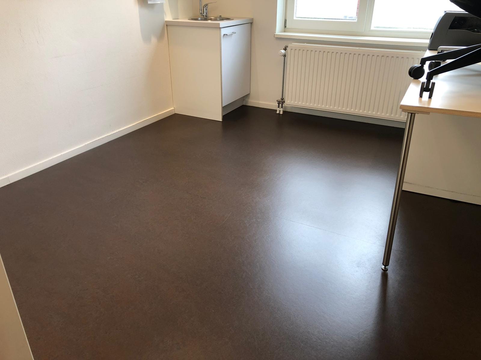 Linoleumvloer-na-reiniging Linoleum en marmoleum vloer reiniging